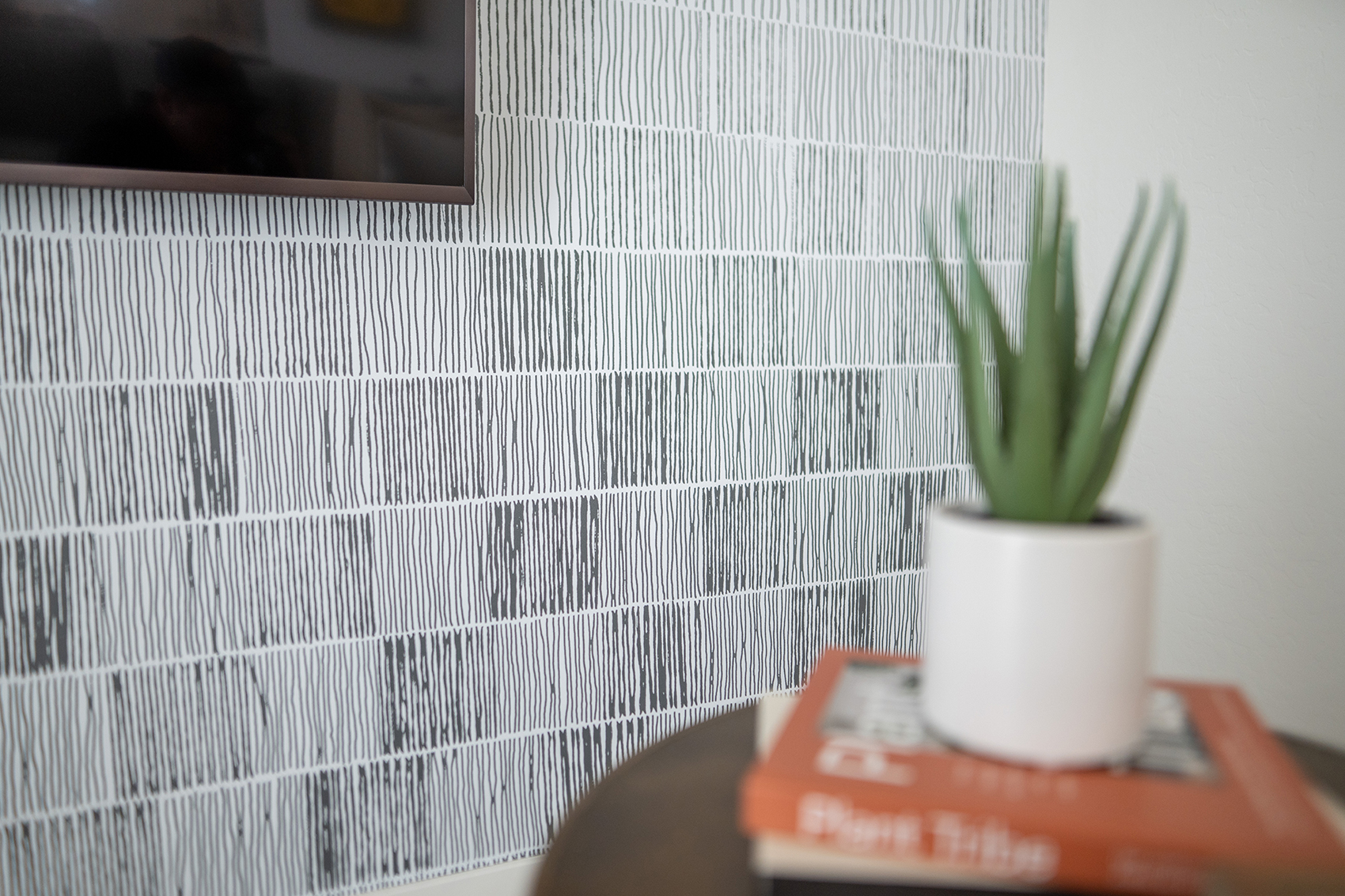Different Types of Wallpaper: From Grasscloth to Vinyl